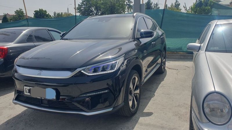 BYD.Song plyus flacship. Yili 2023. Yurgani 29000. Narxi 22300