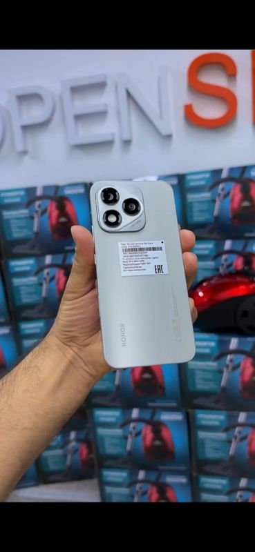 Honor 400 lite 8/256+Sovg'a Changyutgich+100Gb Simkarta Honor 400 lite 8/256+Sovg'a Changyutgich+100Gb Simkarta