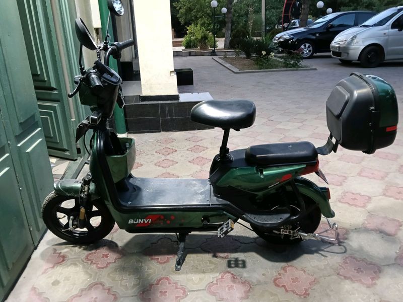 Elektron skuter Bonvi Elektron skuter Bonvi