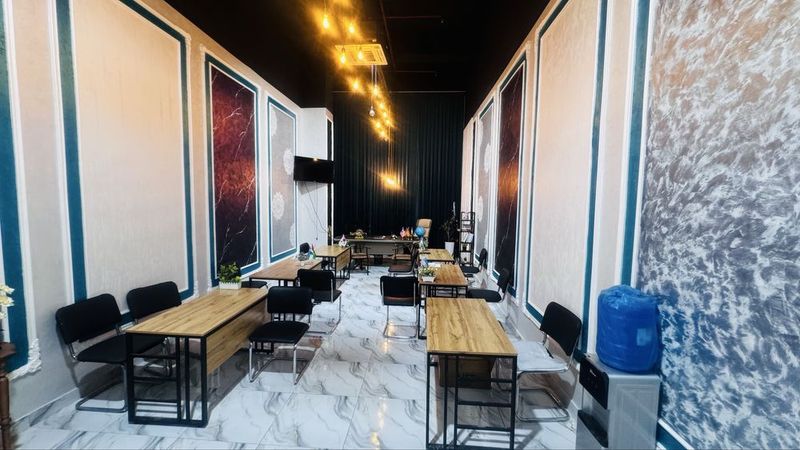 Ijaraga ofis buxoro savdo majmuani ichida Ijaraga ofis buxoro savdo majmuani ichida