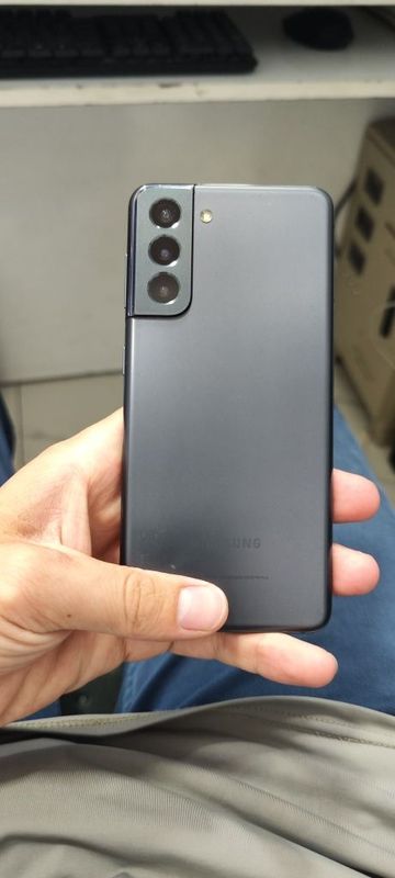 Samsung S21. Yangidek. Nok