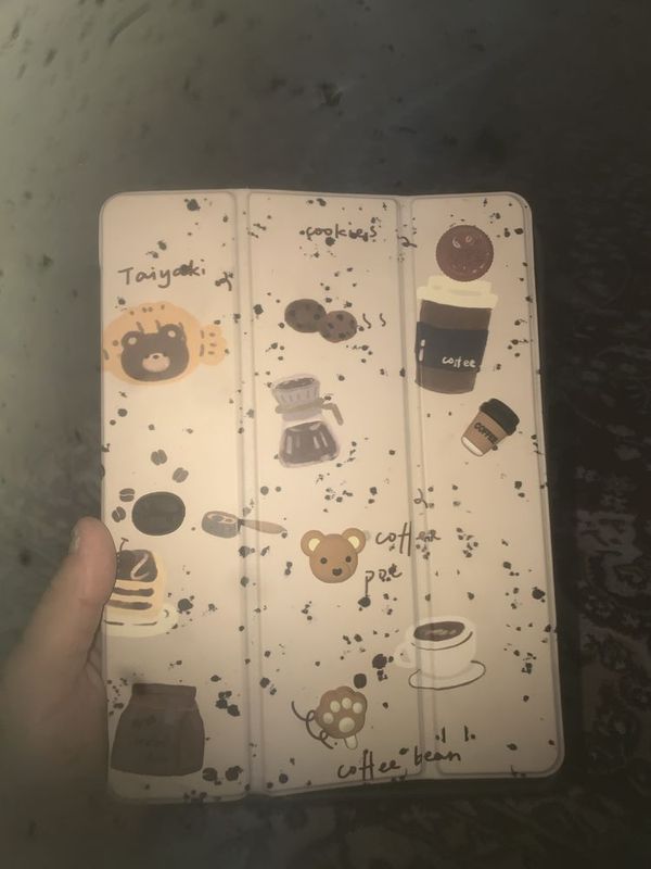 Ipad air 2 chexoli besplatno