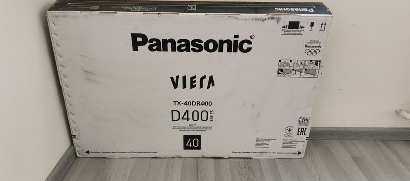 Panasonic TV 40 yangi