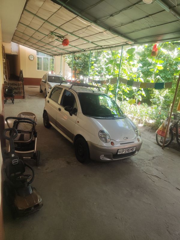 Sotiladi Matiz Best 2010 Oq rang metangaz