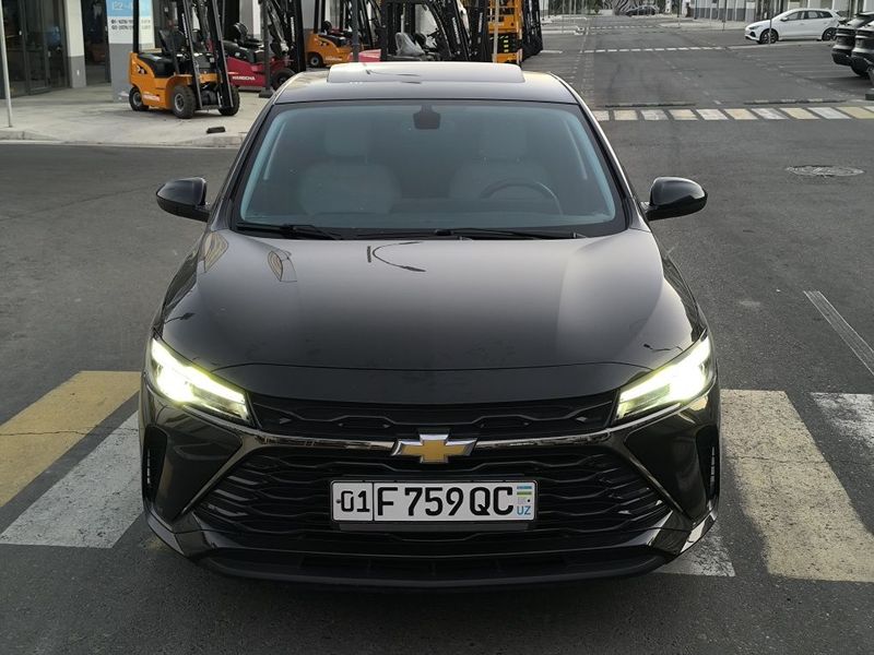 Monza 1,5L Atmosferniy Qora Kraska Tozza Xolati Ideal