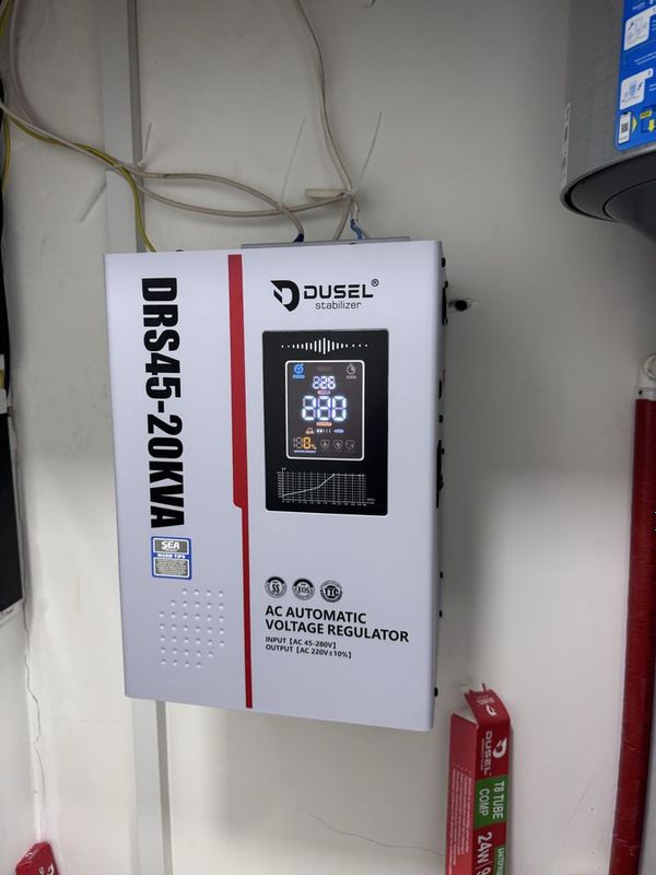 Стабилизатор наприжения Dusel 20kva Стабилизатор наприжения Dusel 20kva