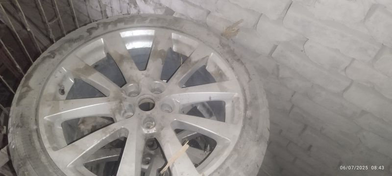 Kaptiva diska sotiladi Kaptiva diska sotiladi