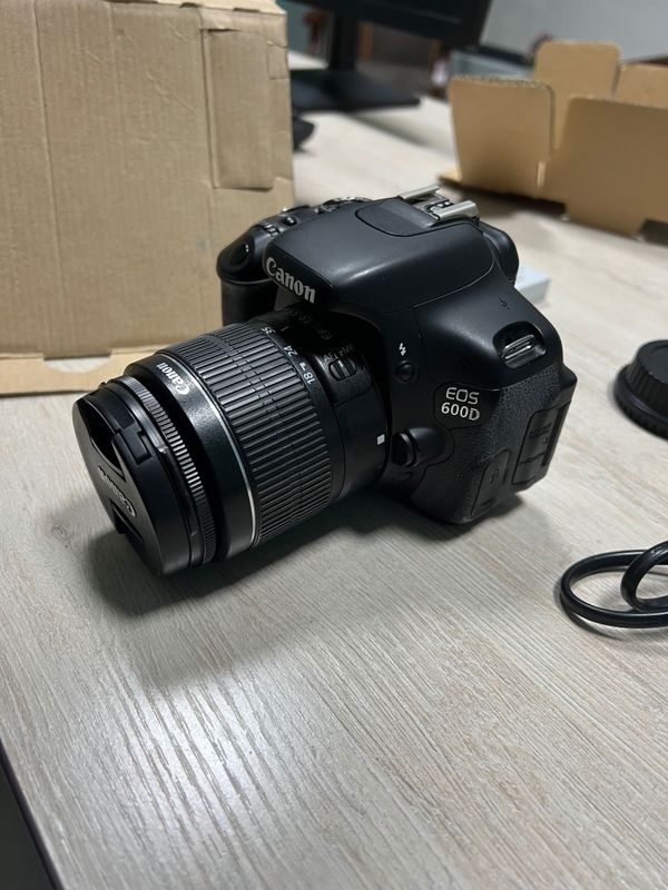 Canon eos 600d с родным объективом