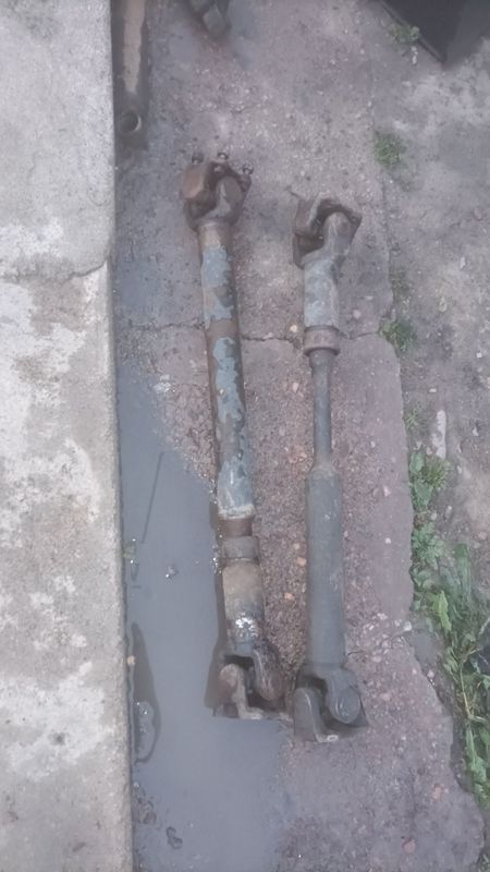 Уаз бартавойга олди ва орка кардан сотилади зур холатда Уаз бартавойга олди ва орка кардан сотилади зур холатда