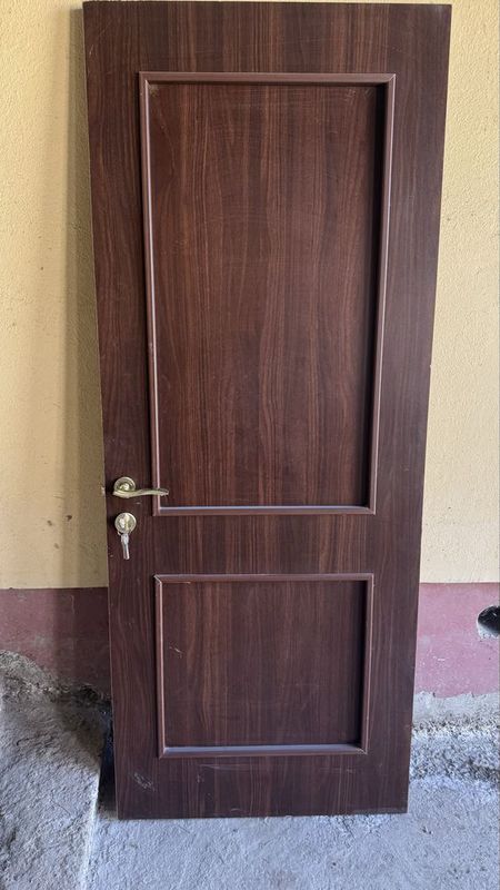 Эшиклар сотилади.Двери на продажу. Эшиклар сотилади.Двери на продажу.