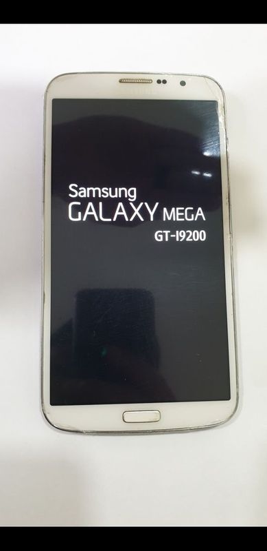 Samsung Galaxy MEGA Телефон легенда на подобие планшета