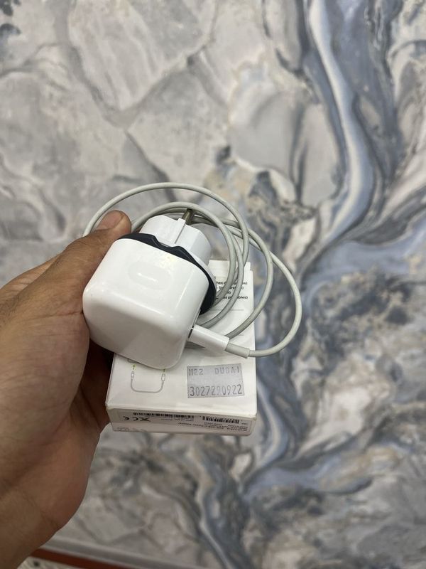 Iphone zaryadka Apple Adapter Iphone zaryadchik