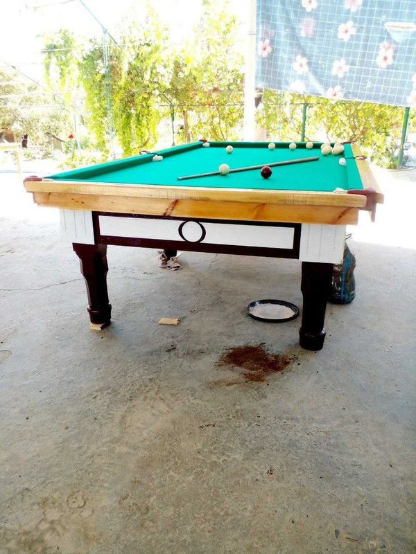 Billiard yangi sotiladi