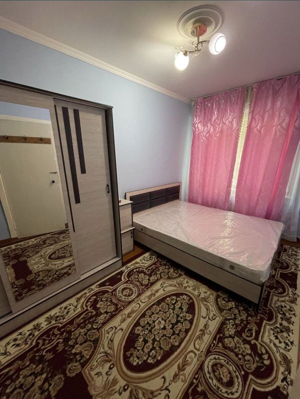 Беруний метро .Ору Перекрёсток. Сдаётся 2х комнатная квартира