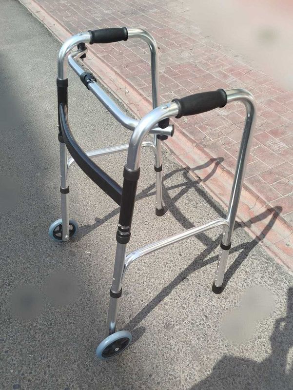 Доставка. Ходунки складные, на колёсах Доставка. Ходунки складные, на колёсах