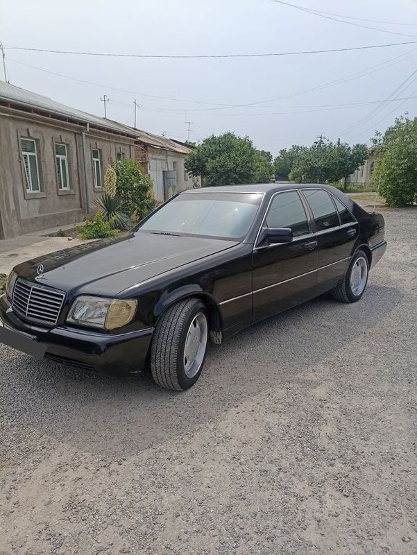 Mersades-benz w140