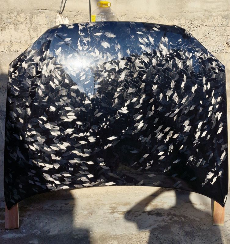 Karbon carbon kapot jentra lasetti 100 % Karbon carbon Karbon carbon kapot jentra lasetti 100 % Karbon carbon