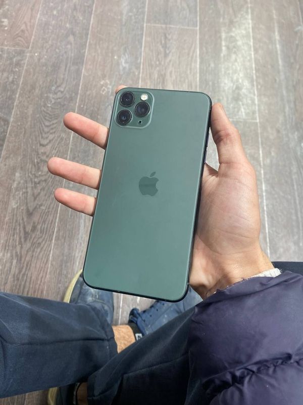 Iphone 11 pro max srochna sotiladi