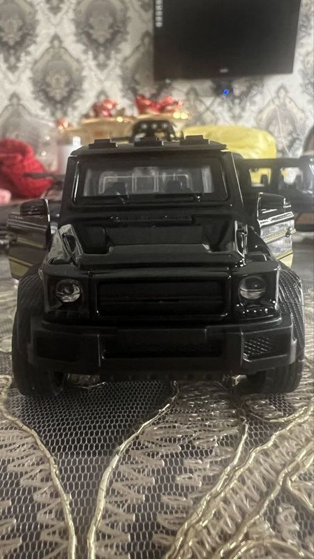 Brabus temir moshina