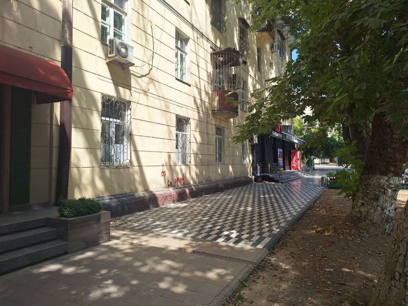 ПРОДАЕТСЯ 3/1/4 на: Новомосковская 74м2 1линия ПРОДАЕТСЯ 3/1/4 на: Новомосковская 74м2 1линия