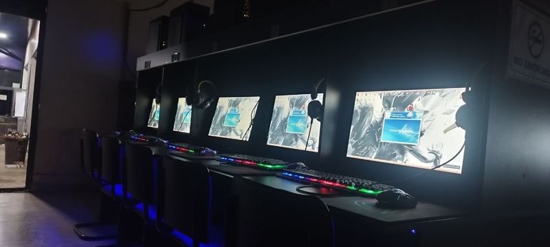 Сдаю в аренду игровой компьютер 10 штук Сдаю в аренду игровой компьютер 10 штук