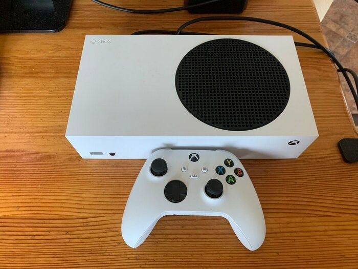 xbox series s 512Gb full kampilekt xbox series s 512Gb full kampilekt