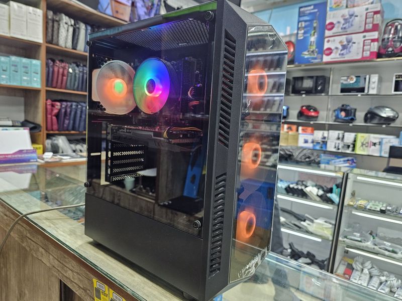 Игравой кейс Core i3 12100F Игравой кейс Core i3 12100F