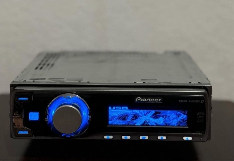 Pioneer deh 7950 USB aux disc