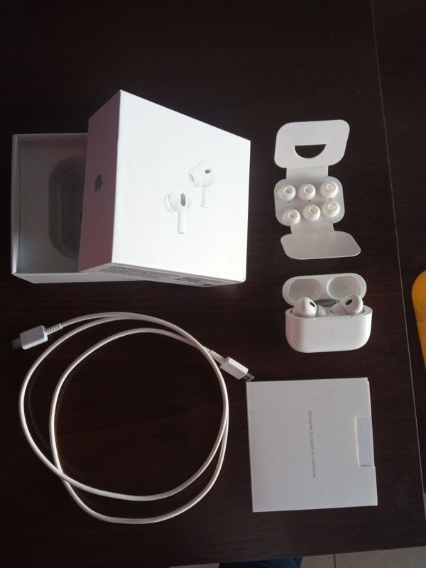 Airpods Pro sotiladi Airpods Pro sotiladi