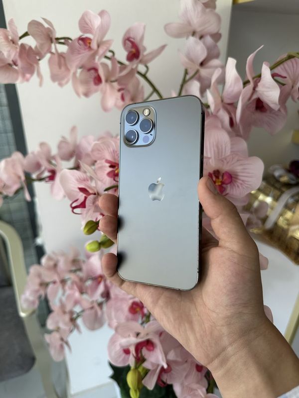 Iphone 12 pro ochilmagan Iphone 12 pro ochilmagan