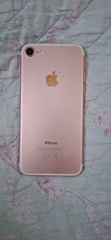 iPhone 7 sotiladi 400000 ga iPhone 7 sotiladi 400000 ga
