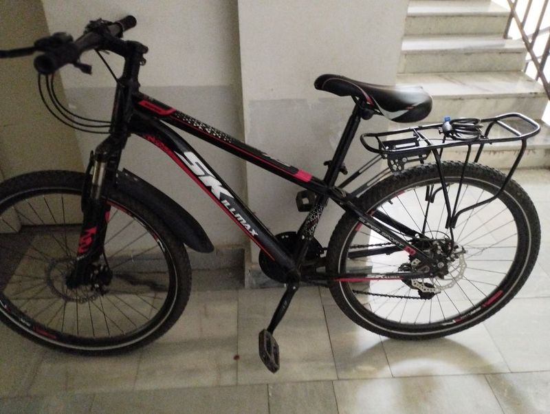 Velosiped sotiladi