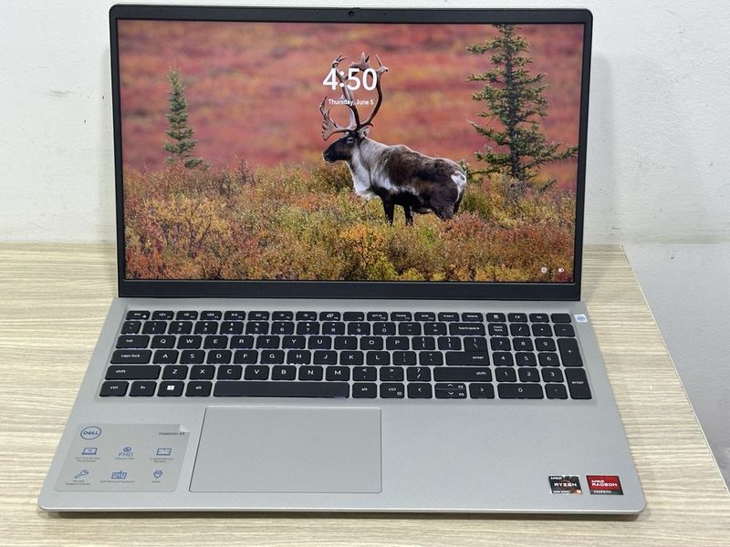 Dell inspiron 15 sensor ekran ryzen 5625u 6yadro 12potok