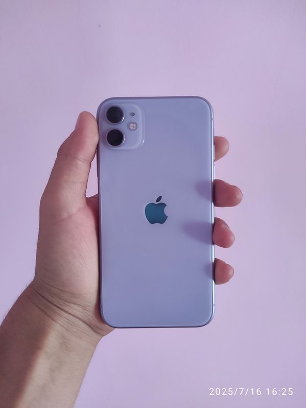 iPhone 11