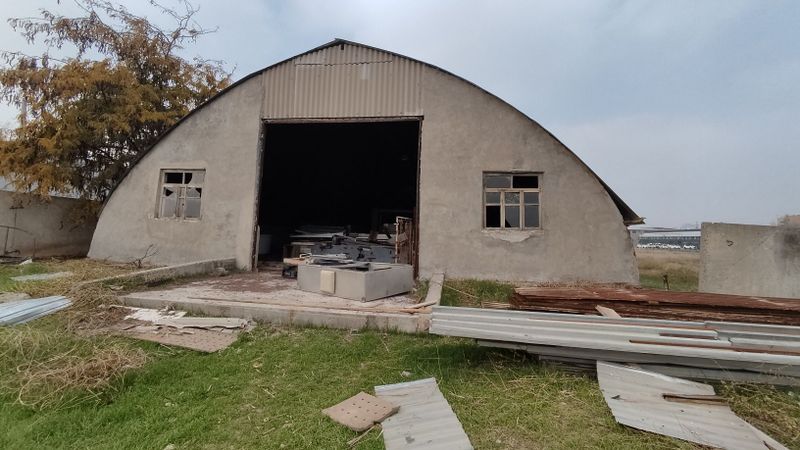 Сдаётся производственно-складское помещение в Чирчике (Промзона) Сдаётся производственно-складское помещение в Чирчике (Промзона)