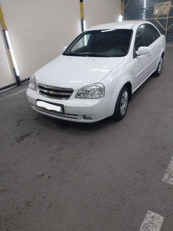 Chevrolet Lacetti 1.8 sotiladi Chevrolet Lacetti 1.8 sotiladi