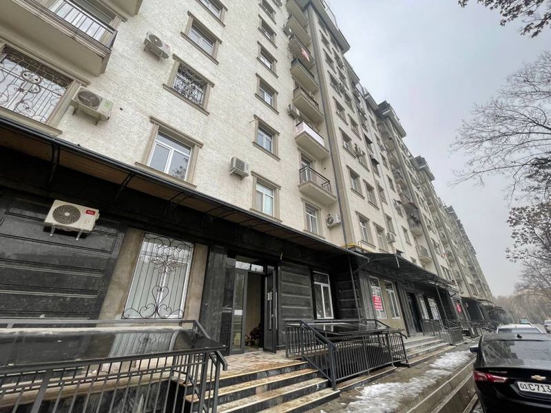 Продаётся: Не жилое Чиланзарский район Ориентир - метро Хамза 160кв Продаётся: Не жилое Чиланзарский район Ориентир - метро Хамза 160кв