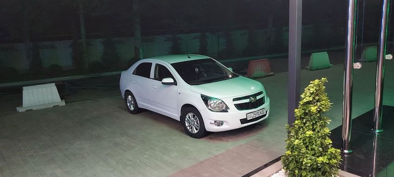 Cobalt 2020 4 poz sotiladi Cobalt 2020 4 poz sotiladi