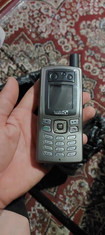 THURAYA sputnikiviy telefon boy joyda antenatal oladi