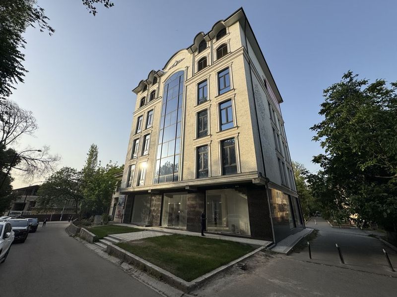 Мирзо-Улугбек | ОВИР - Сдается в аренду Здание вдоль дороги 2000м2 Мирзо-Улугбек | ОВИР - Сдается в аренду Здание вдоль дороги 2000м2