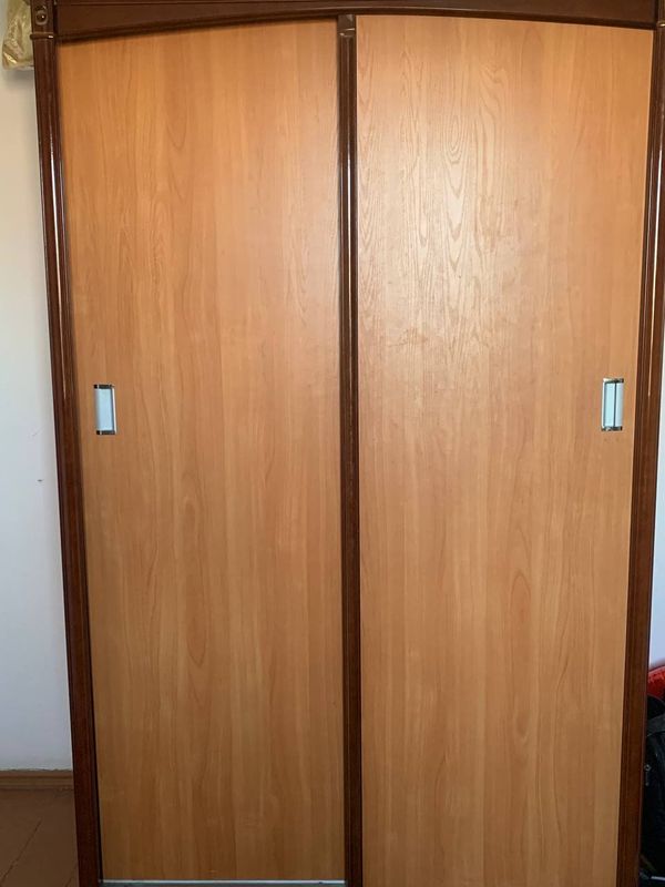 Продается шкаф купе, цена 700.000 сум б/у Продается шкаф купе, цена 700.000 сум б/у