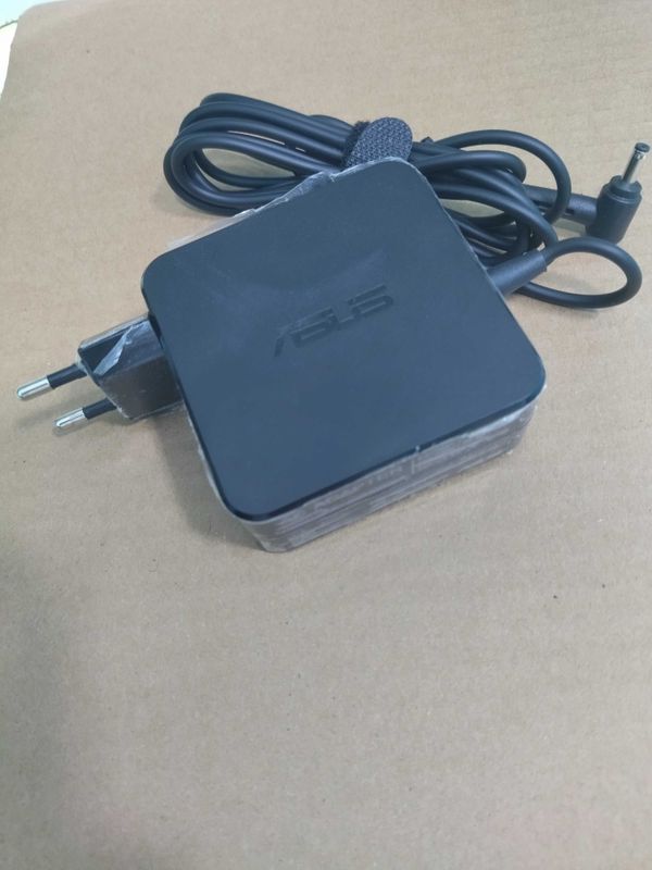 продам зарядное устройство 65вт оригинал ASUS продам зарядное устройство 65вт оригинал ASUS