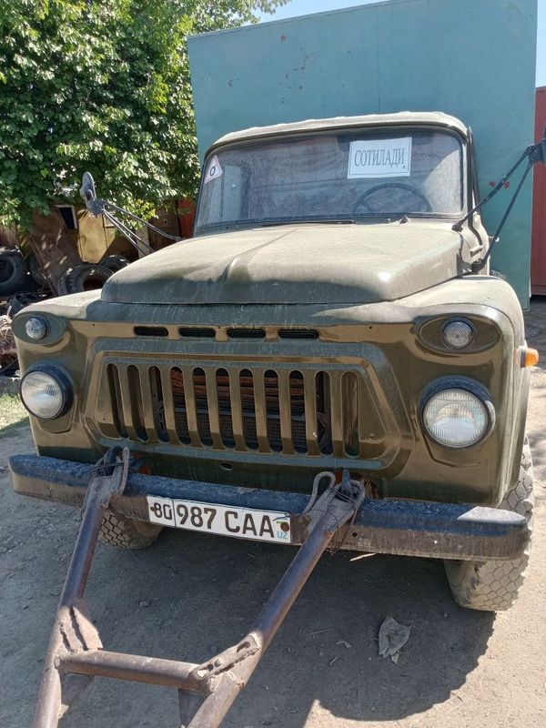 Gaz 53 kabinka sotiladi