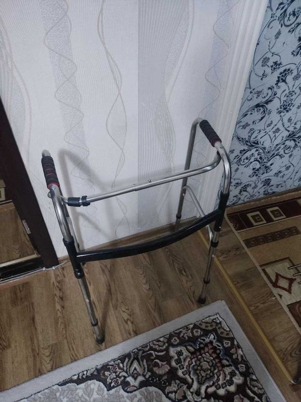 Ходули, ходунки складные Ходули, ходунки складные