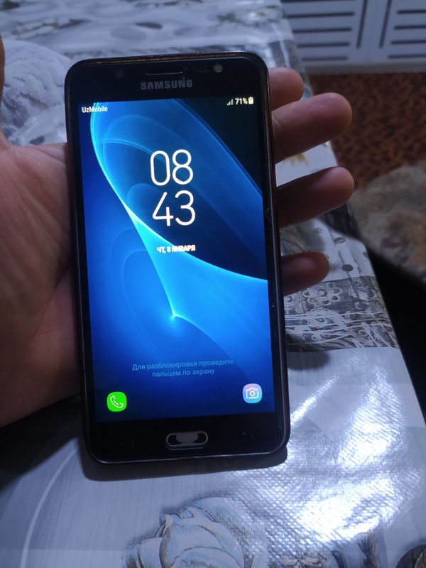 Samsung j5 2016 сотилади