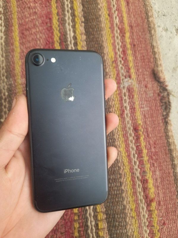 IPhone 7 xotirasi 32 gb 75% yonkist xama joyo radnoy IPhone 7 xotirasi 32 gb 75% yonkist xama joyo radnoy