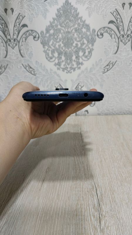 Xiaomi Redmi note 9 подарок наушник