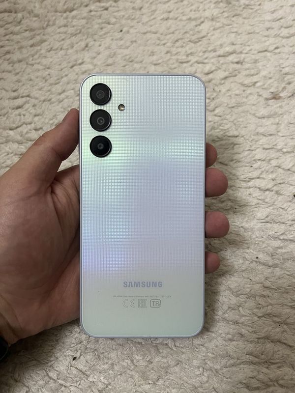 Samsung A25 sotiladi 3 oyli telefon srochno qiziqanla tel qlila Samsung A25 sotiladi 3 oyli telefon srochno qiziqanla tel qlila