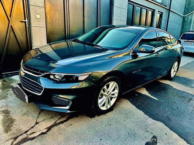 Malibu 2 yill 2018 probek 93000 ishi yoq Malibu 2 yill 2018 probek 93000 ishi yoq