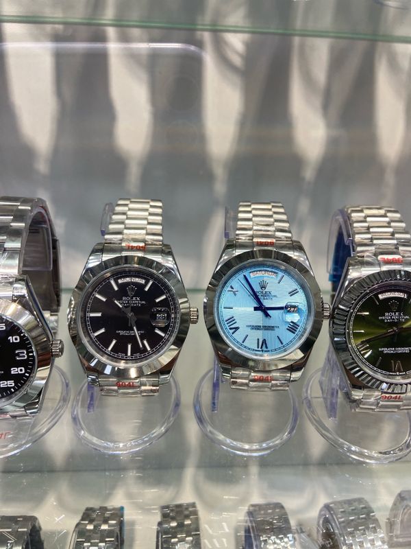 Rolex A Lux